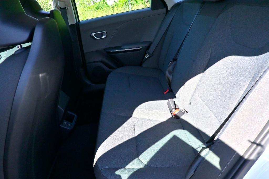 new 2025 Kia K4 car