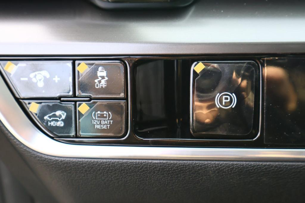 new 2025 Kia Sportage Hybrid car, priced at $33,300