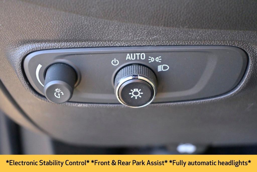 used 2022 Chevrolet Equinox car, priced at $18,549