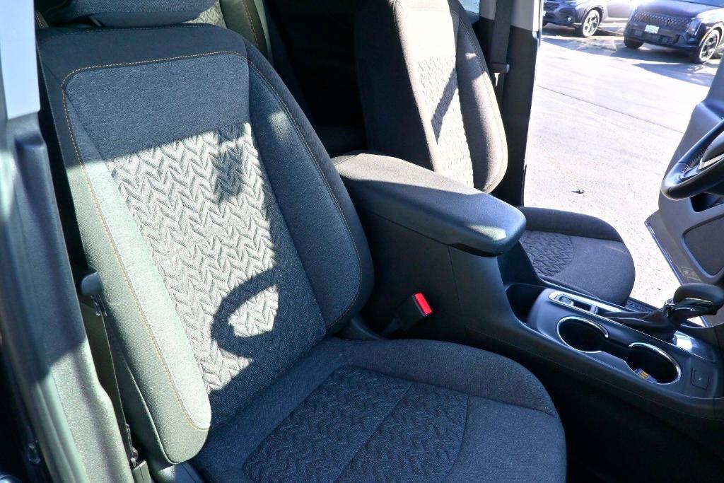 used 2022 Chevrolet Equinox car, priced at $18,549