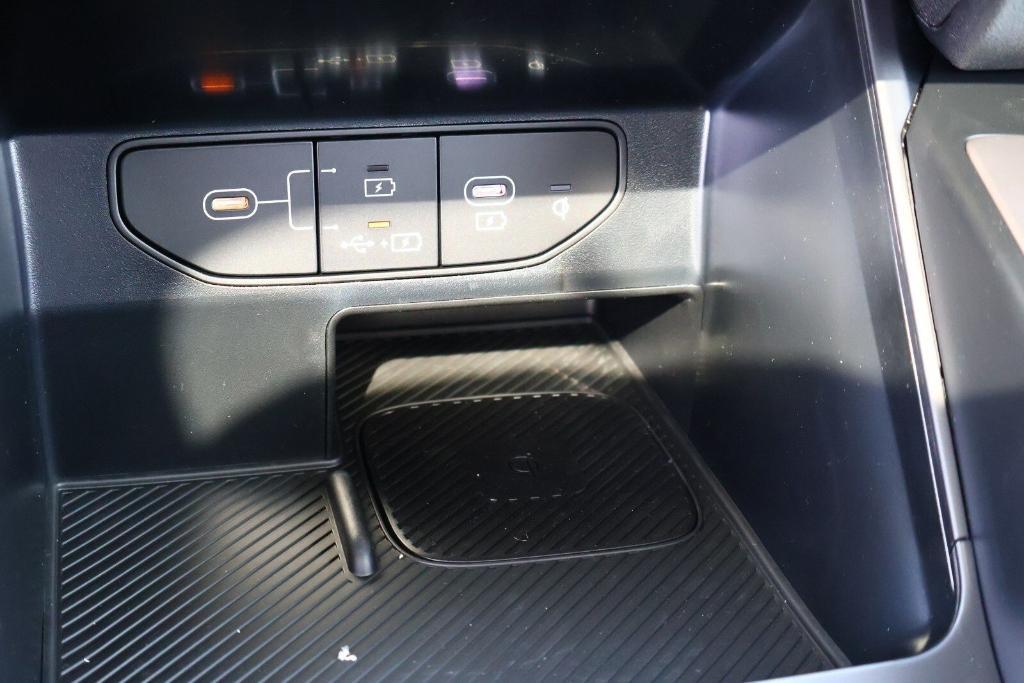 new 2025 Kia Sorento car, priced at $40,767