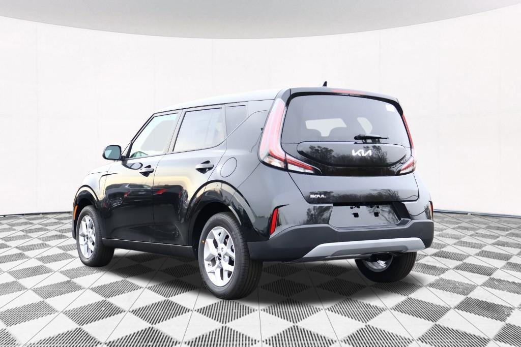 new 2025 Kia Soul car, priced at $21,085