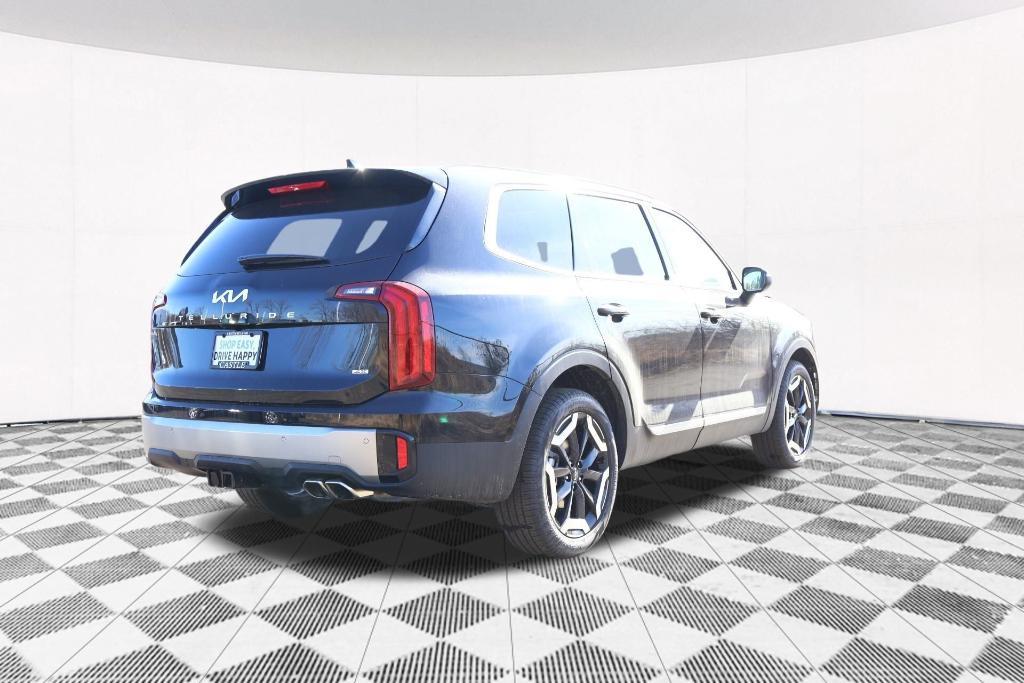 new 2025 Kia Telluride car, priced at $42,477