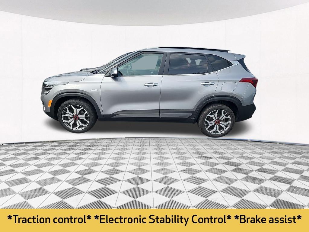 used 2023 Kia Seltos car, priced at $23,571