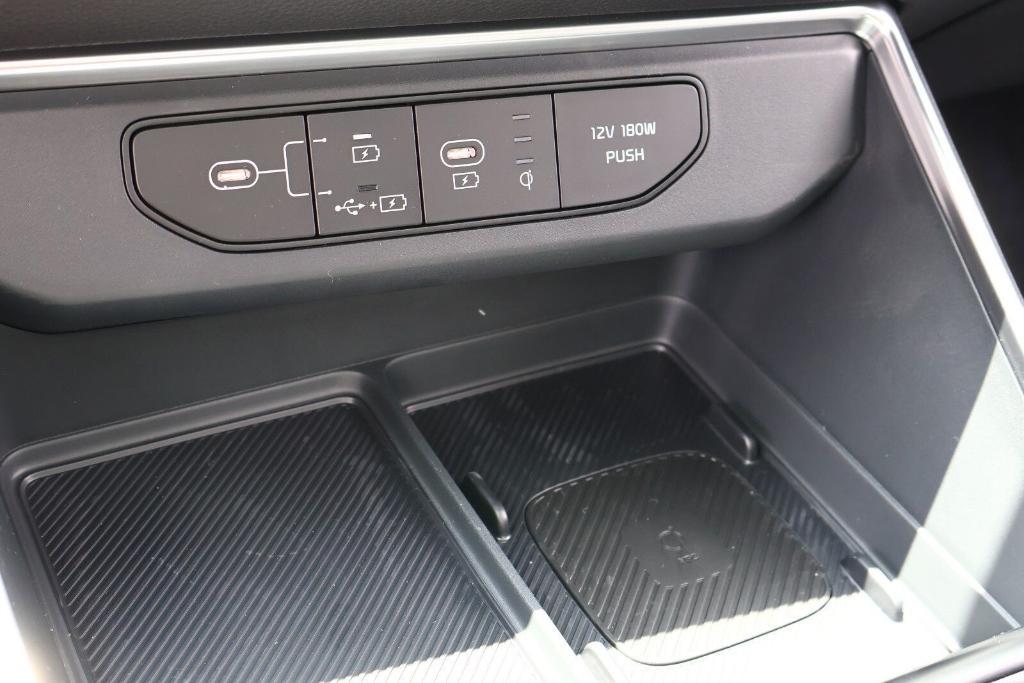 new 2026 Kia Carnival car, priced at $49,214