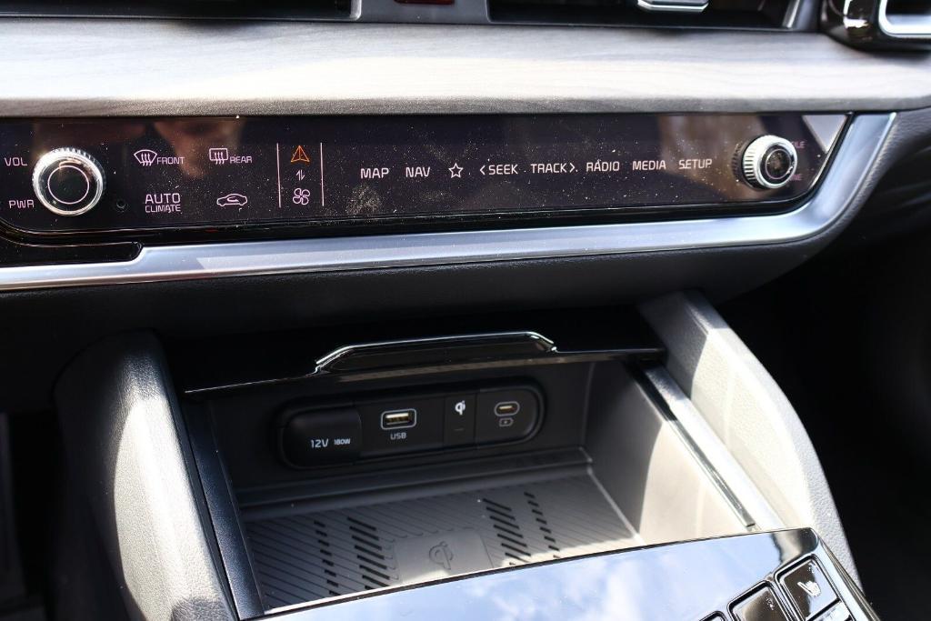 new 2025 Kia Sportage Plug-In Hybrid car, priced at $40,143