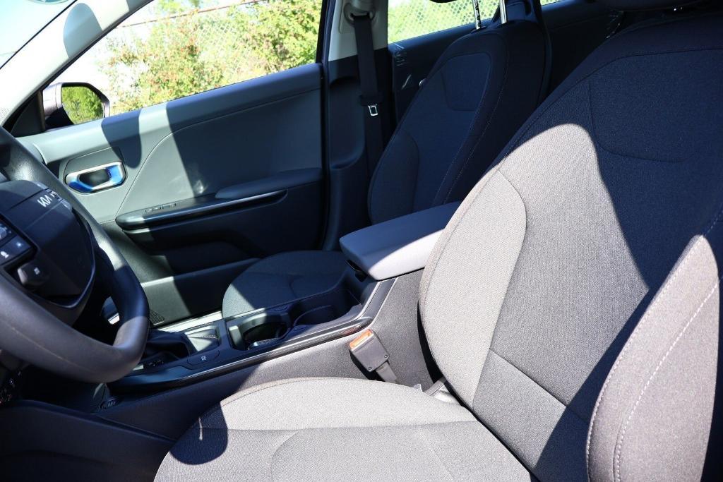 new 2025 Kia K4 car, priced at $22,202