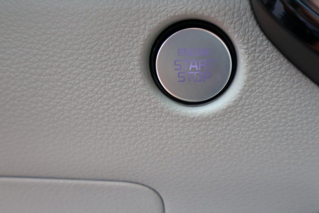 new 2025 Kia Carnival car, priced at $41,790