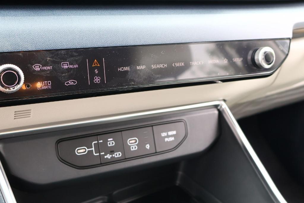 new 2025 Kia Carnival car, priced at $41,790
