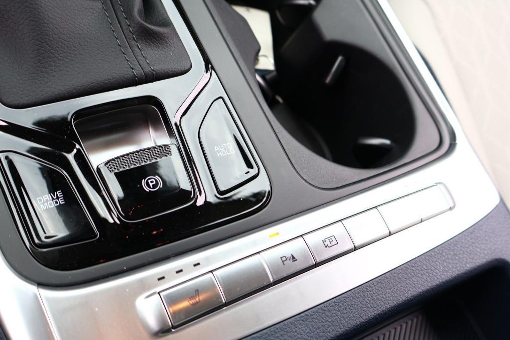 new 2025 Kia Carnival car, priced at $41,790