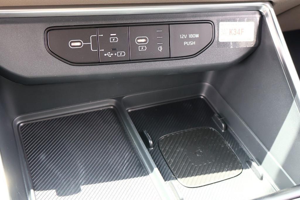 new 2026 Kia Carnival car, priced at $44,373