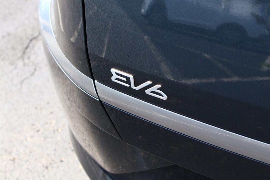 new 2024 Kia EV6 car, priced at $43,338