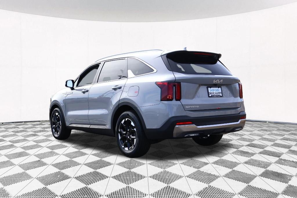 used 2025 Kia Sorento car, priced at $33,271