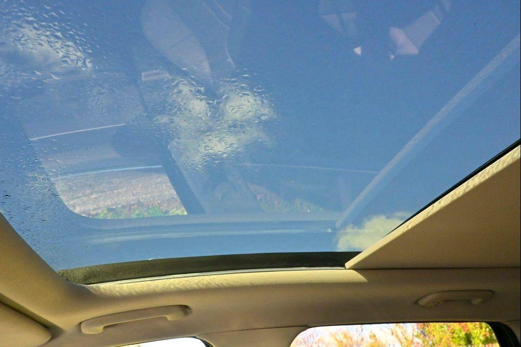 new 2025 Kia Sorento car, priced at $31,598