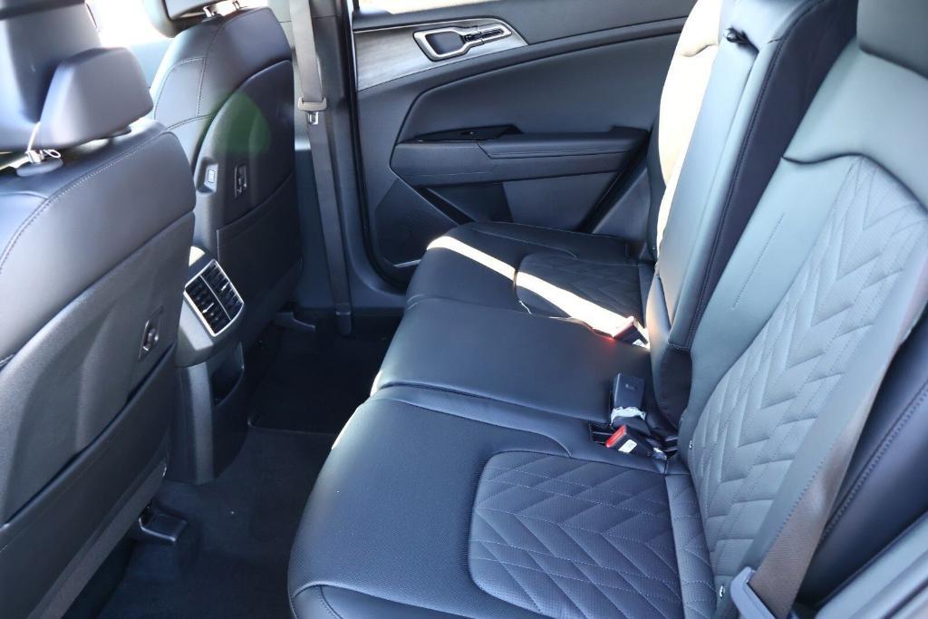 new 2025 Kia Sportage car, priced at $30,704