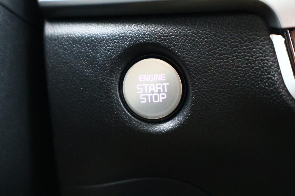 new 2025 Kia Sorento car, priced at $35,537