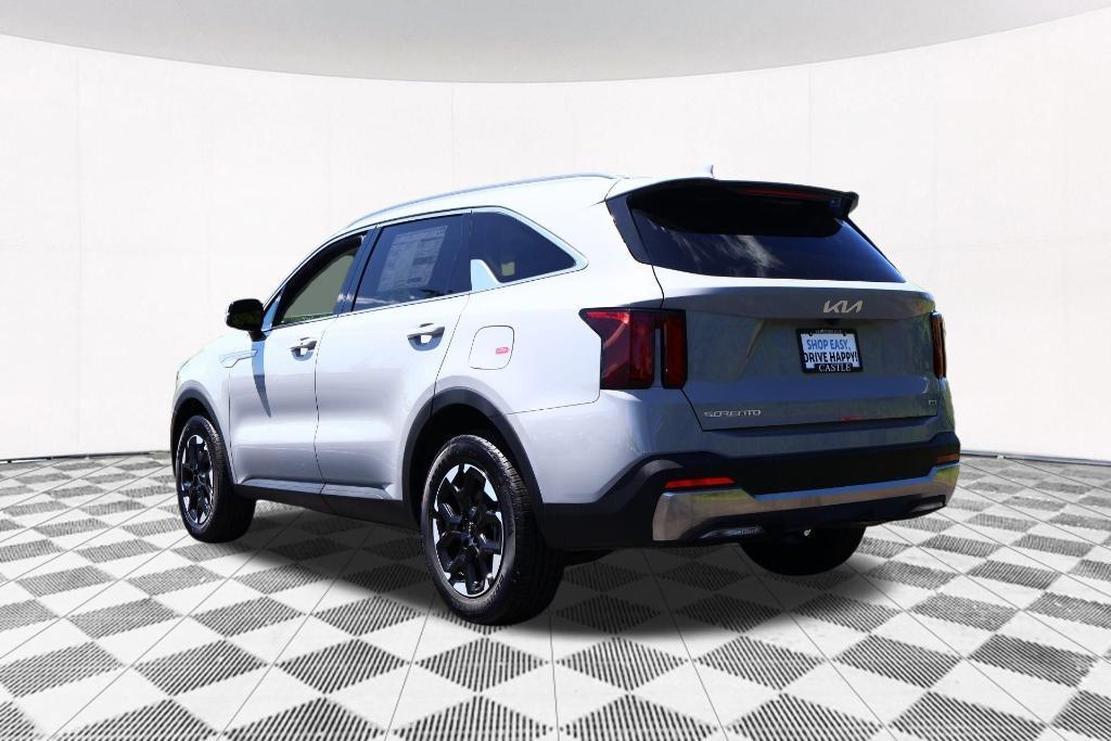 used 2025 Kia Sorento car, priced at $34,777