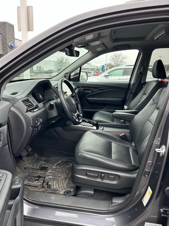 used 2019 Honda Pilot car, priced at $33,267