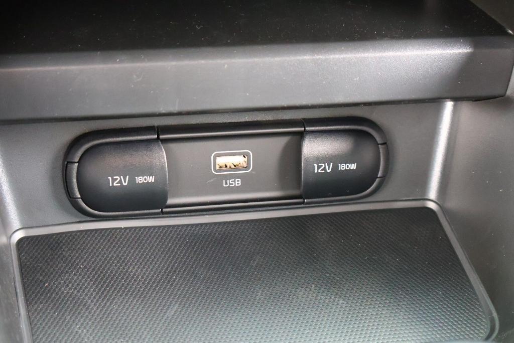 new 2025 Kia Soul car, priced at $20,589