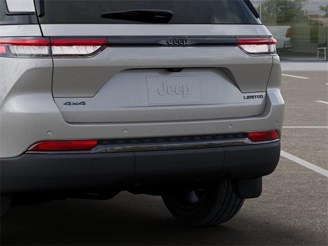 new 2025 Jeep Grand Cherokee car, priced at $53,160