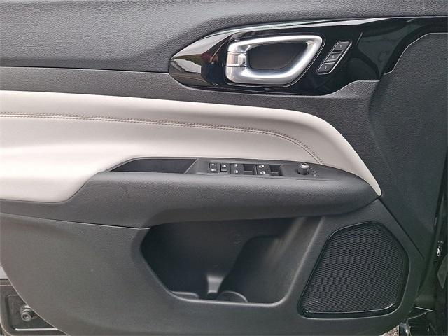 used 2024 Jeep Compass car, priced at $29,224