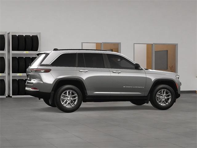 new 2025 Jeep Grand Cherokee car, priced at $42,800
