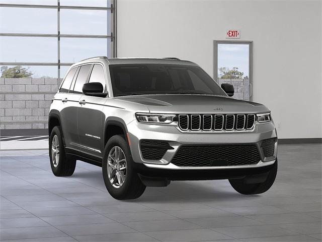 new 2025 Jeep Grand Cherokee car, priced at $42,800