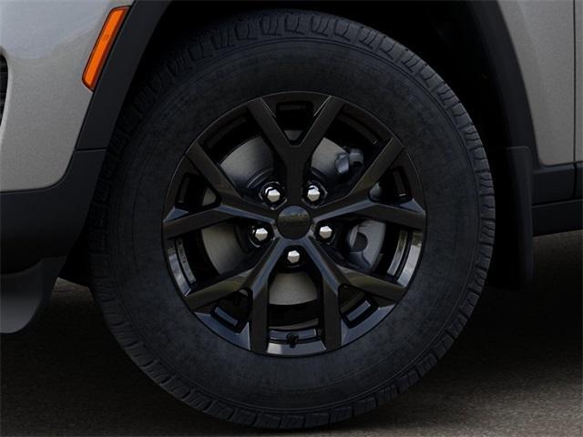 new 2025 Jeep Grand Cherokee car, priced at $47,155