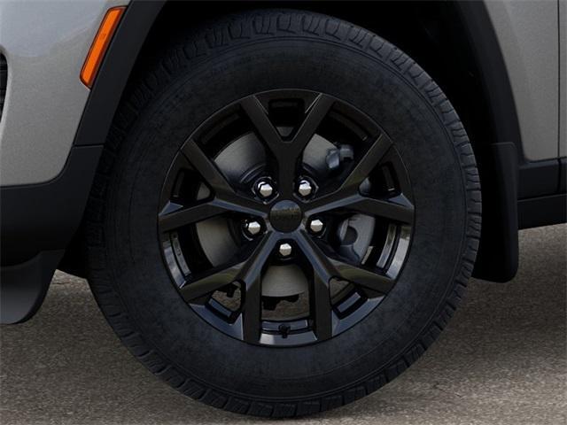 new 2025 Jeep Grand Cherokee car, priced at $47,155