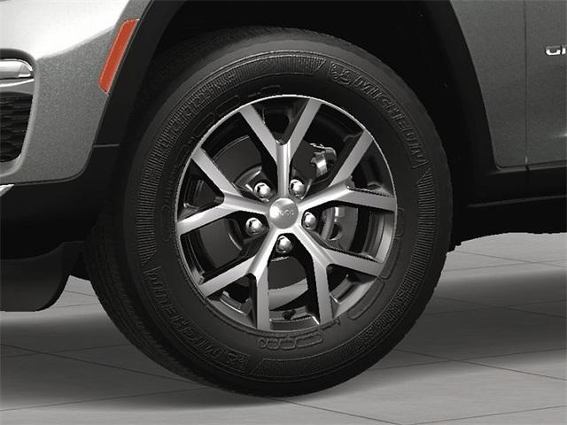 new 2025 Jeep Grand Cherokee car, priced at $47,495