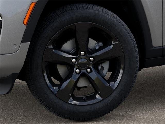 new 2025 Jeep Grand Cherokee car, priced at $55,660