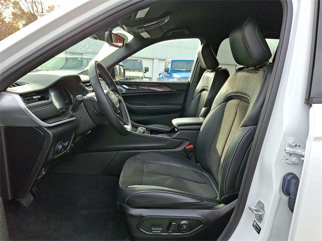 used 2022 Jeep Grand Cherokee car, priced at $28,602