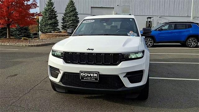used 2022 Jeep Grand Cherokee car, priced at $28,602