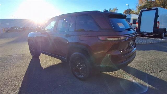 used 2024 Jeep Grand Cherokee car, priced at $36,985