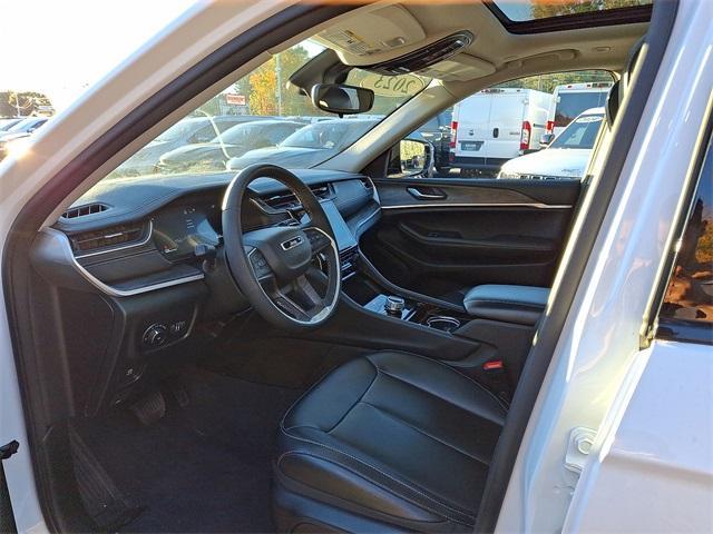 used 2023 Jeep Grand Cherokee car, priced at $32,054