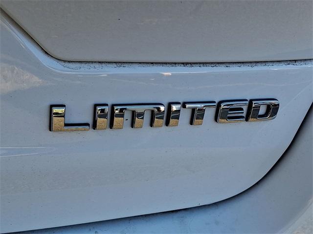 used 2023 Jeep Grand Cherokee car, priced at $32,054