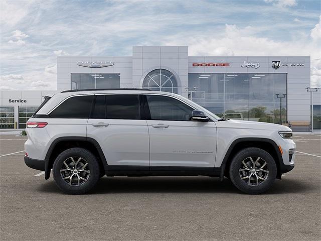 new 2025 Jeep Grand Cherokee car, priced at $47,325