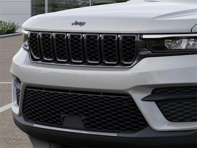 new 2025 Jeep Grand Cherokee car, priced at $46,730