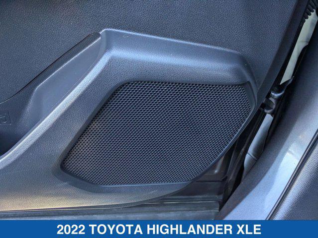 used 2022 Toyota Highlander car, priced at $35,500