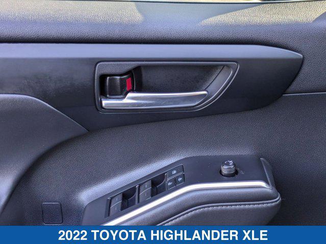 used 2022 Toyota Highlander car, priced at $35,500