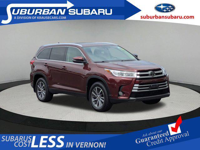 used 2019 Toyota Highlander car, priced at $25,900