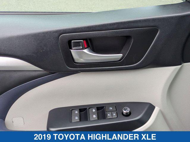 used 2019 Toyota Highlander car, priced at $26,990