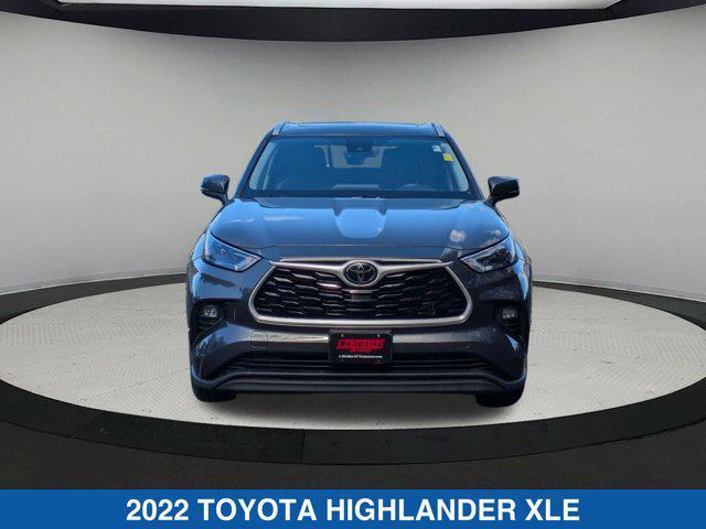used 2022 Toyota Highlander car, priced at $38,900
