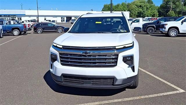 new 2025 Chevrolet Traverse car