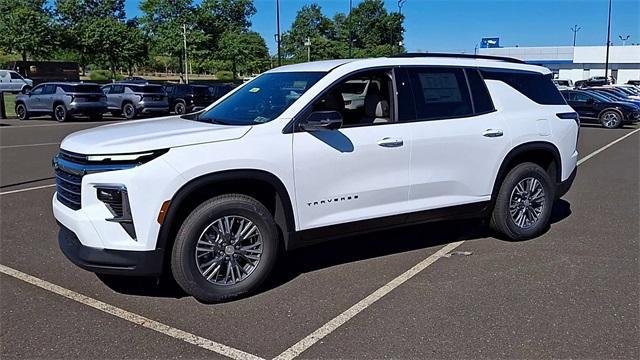 new 2025 Chevrolet Traverse car