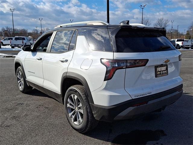 new 2025 Chevrolet Equinox car, priced at $33,050