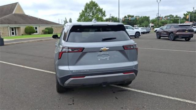 new 2026 Chevrolet Equinox car, priced at $32,032