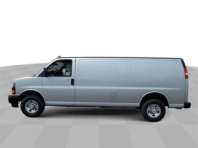 new 2023 Chevrolet Express 3500 car