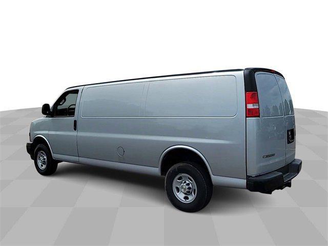 new 2023 Chevrolet Express 3500 car