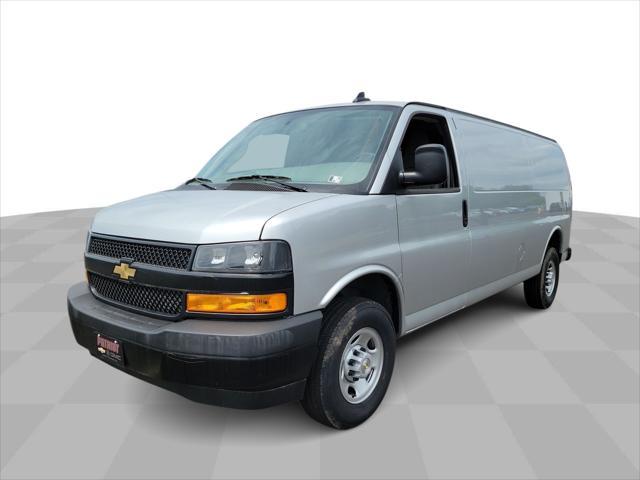 new 2023 Chevrolet Express 3500 car